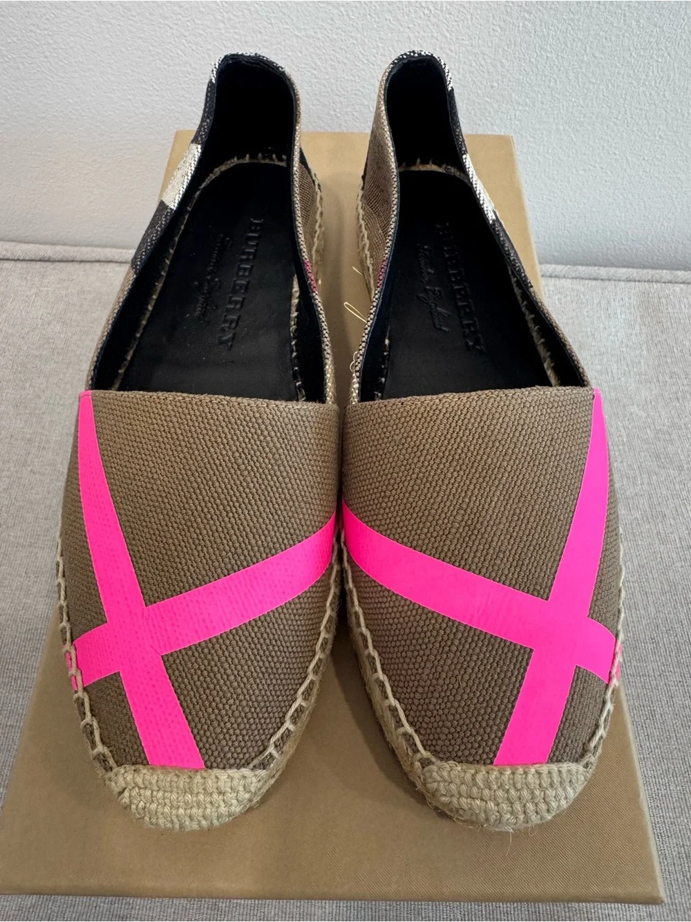 Burberry Brown Canvas Espadrilles with Bright Pink Cross